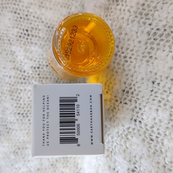 EARTH HARBOR CALYPSO Vitamin C Moisture Elixir, 30ml/1.0fl oz - Picture 3 of 9